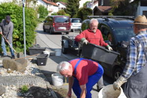 Pflegearbeiten an der Badstraße 7. Mai 2019